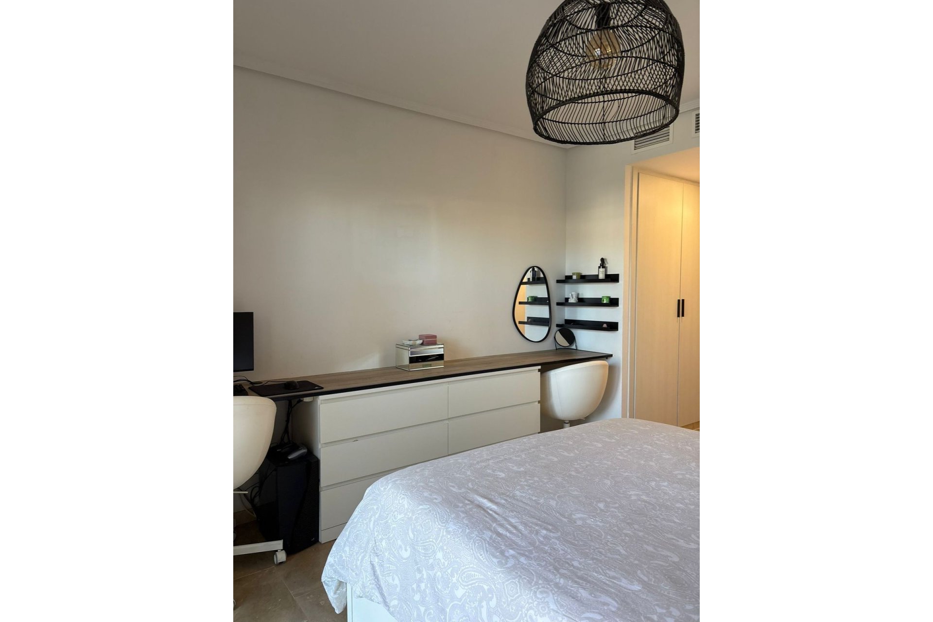 Resale - Ground floor apartment - Estepona - Estepona Centro