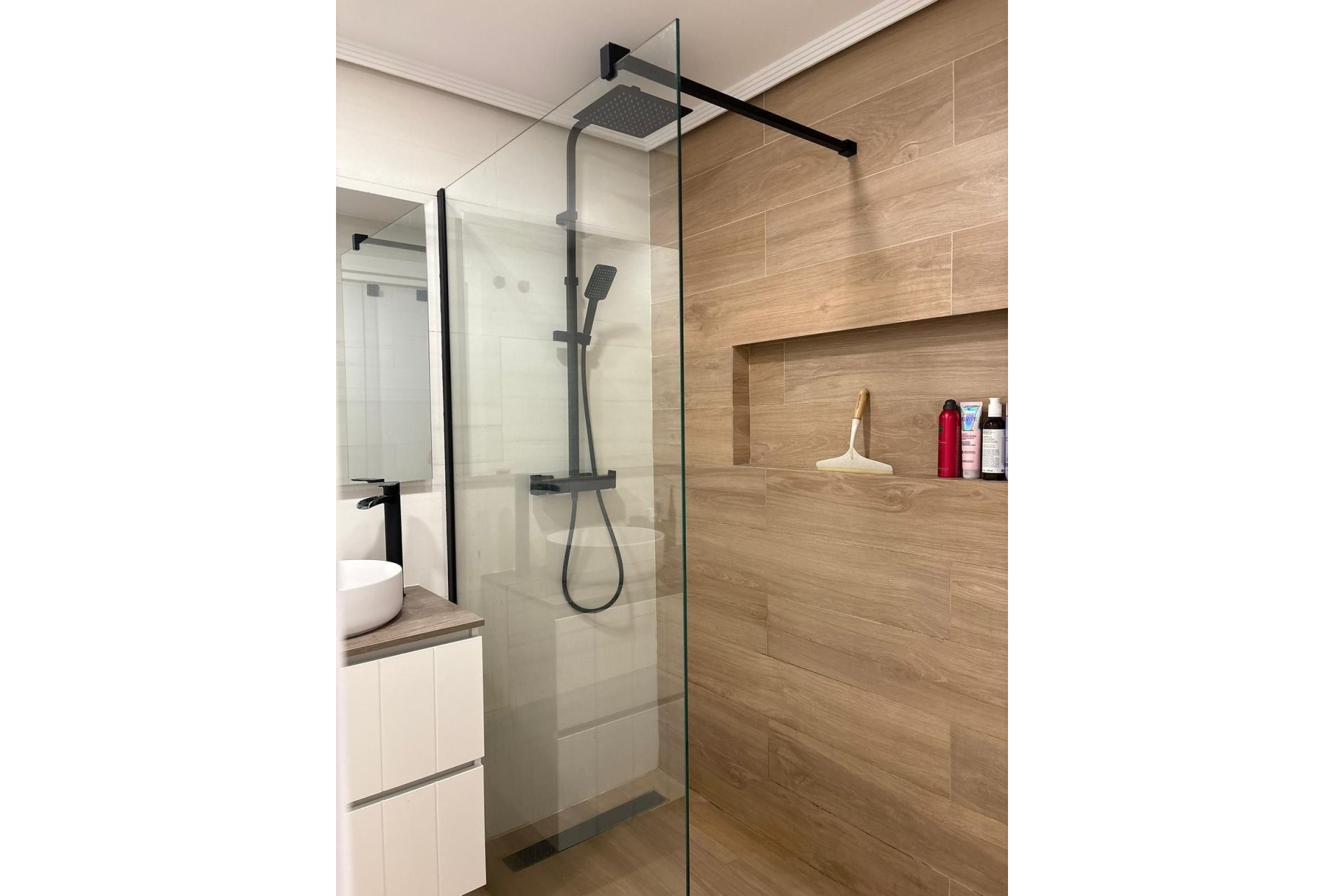 Resale - Ground floor apartment - Estepona - Estepona Centro