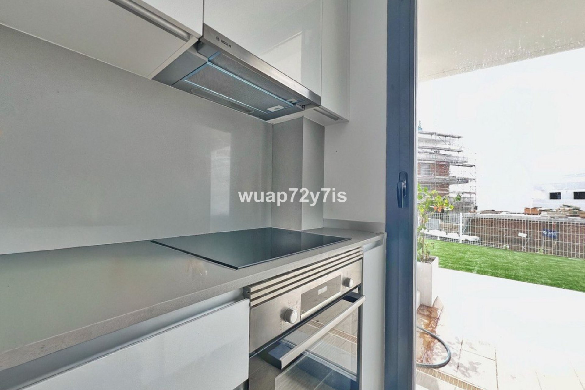 Resale - Ground floor apartment - Estepona - Estepona Centro