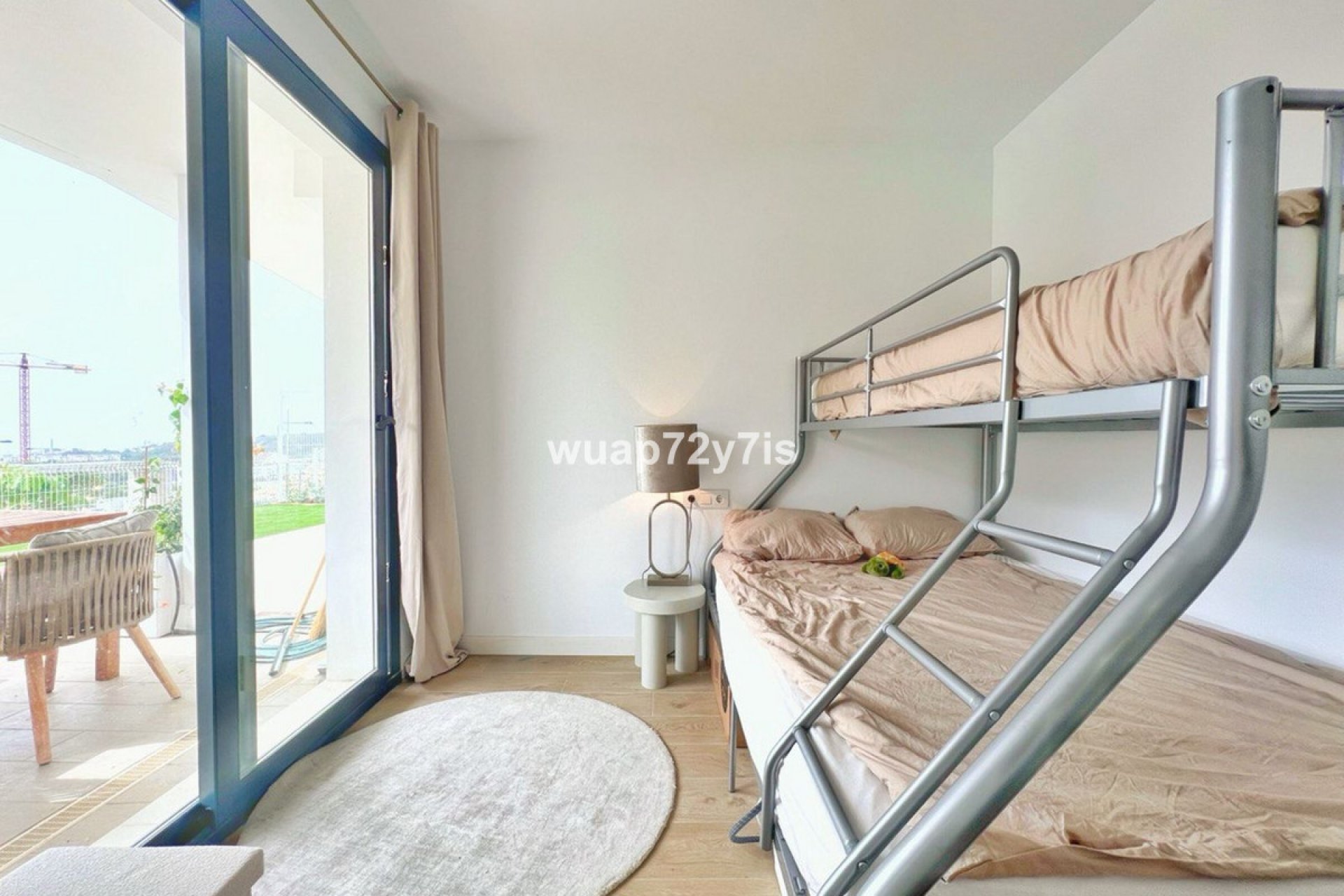 Resale - Ground floor apartment - Estepona - Estepona Centro