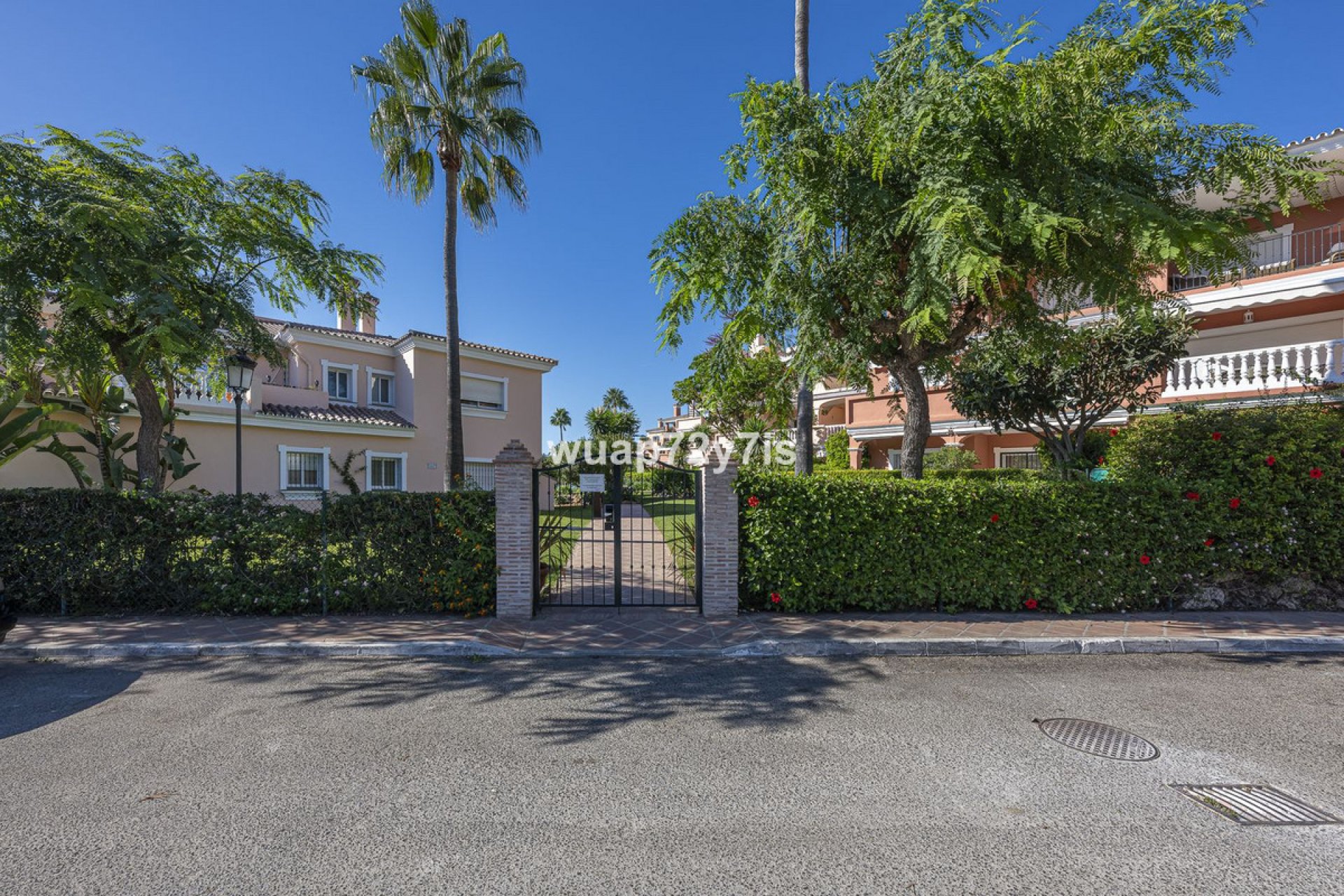 Resale - Ground floor apartment - Estepona - Estepona Centro