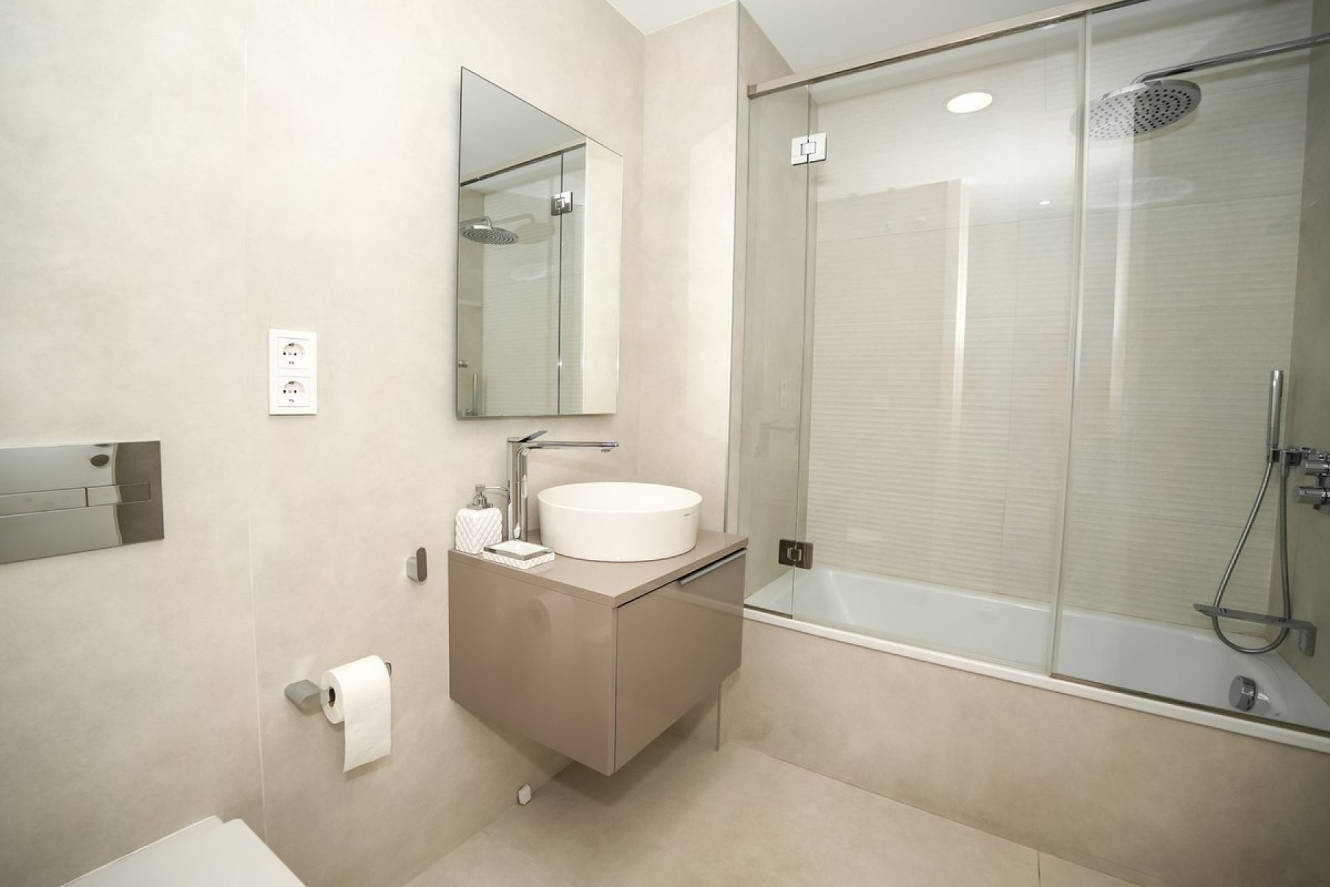 Resale - Ground floor apartment - Estepona - Estepona Centro