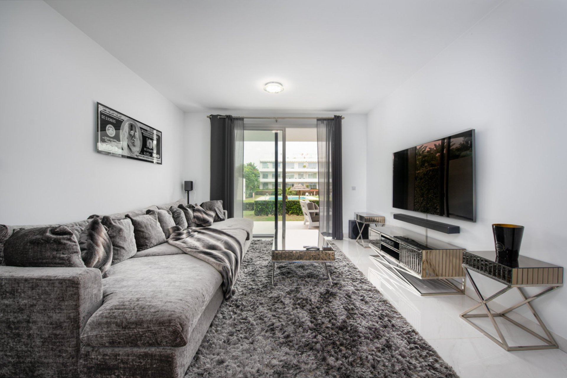 Resale - Ground floor apartment - Estepona - Estepona Centro