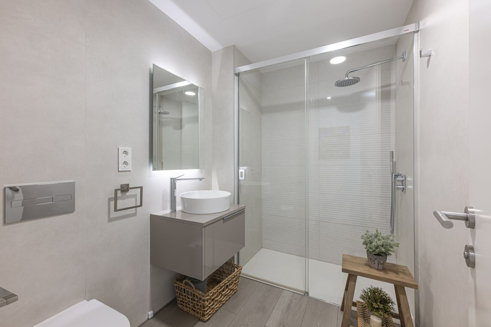 Resale - Ground floor apartment - Estepona - Estepona Centro