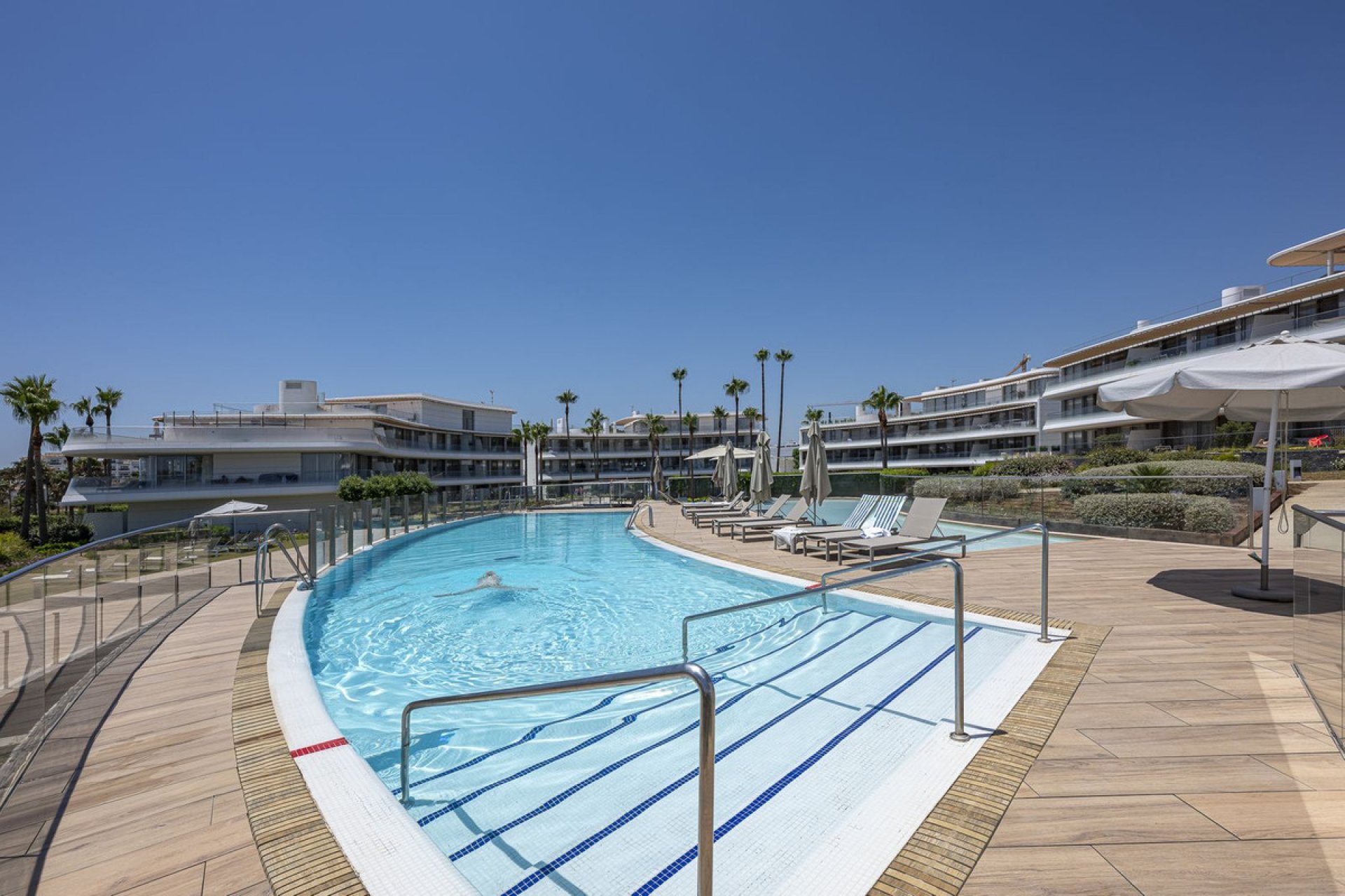 Resale - Ground floor apartment - Estepona - Estepona Centro