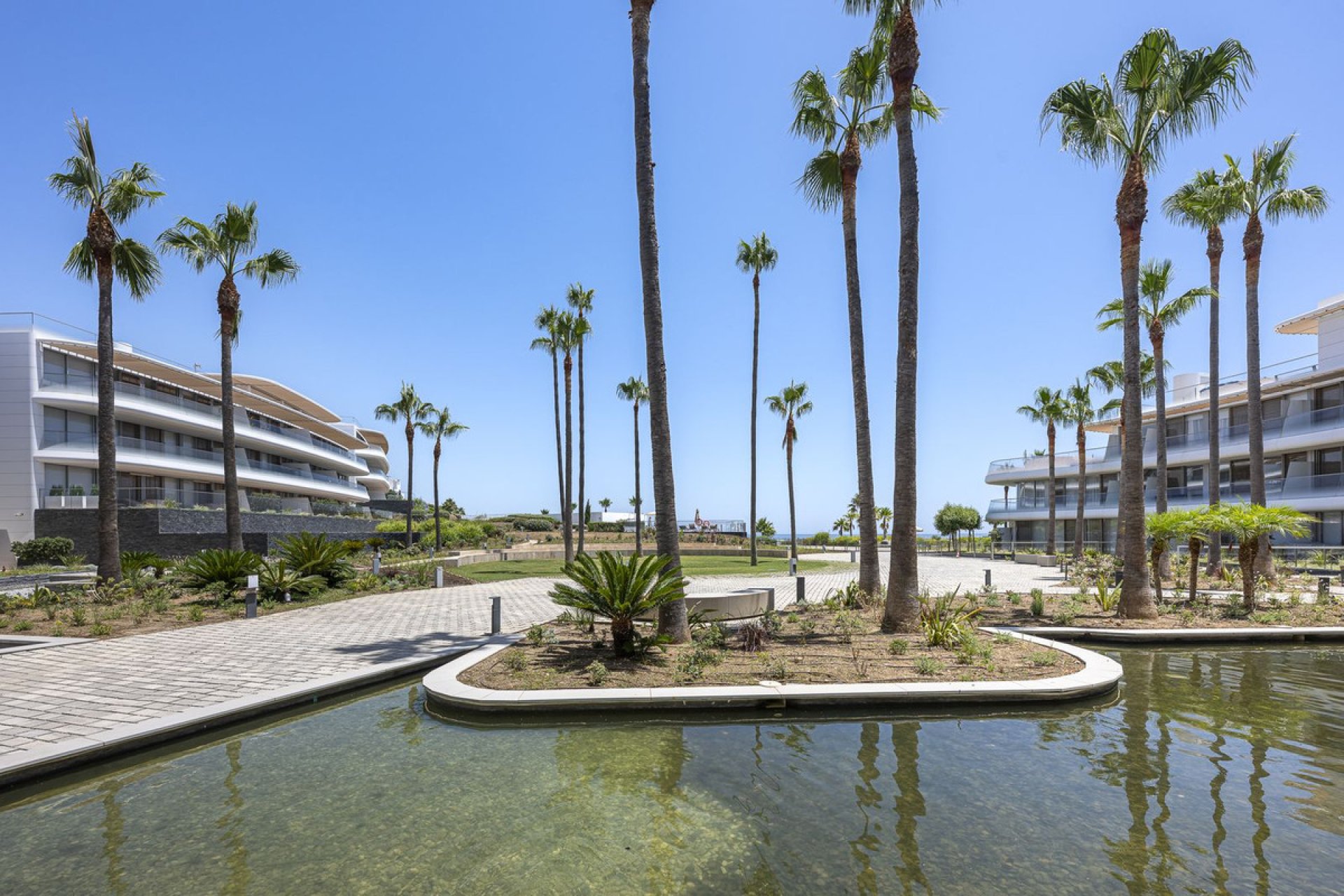 Resale - Ground floor apartment - Estepona - Estepona Centro