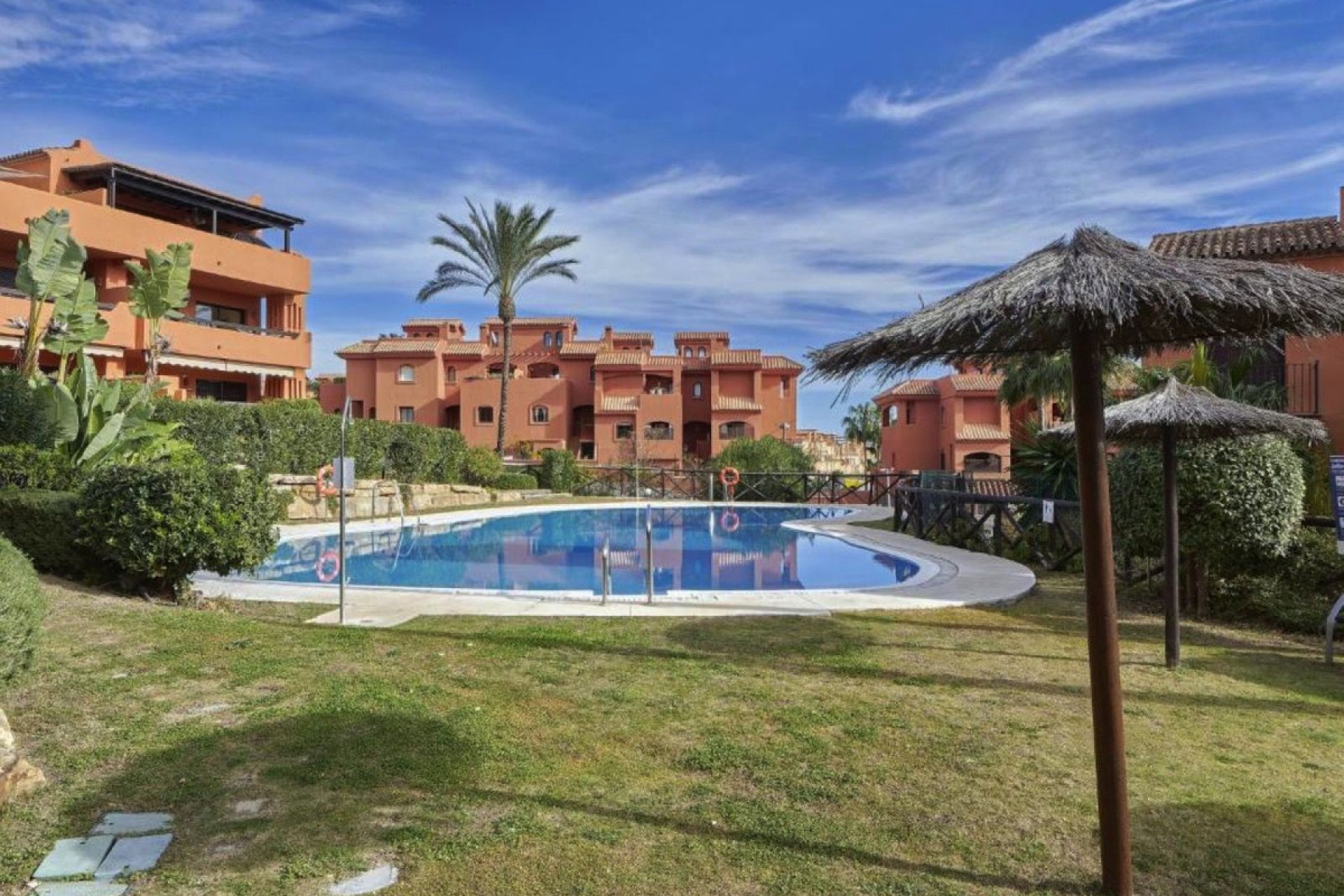 Resale - Ground floor apartment - Estepona - Estepona Centro