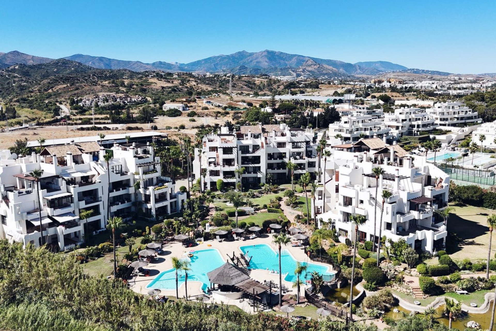 Resale - Ground floor apartment - Estepona - Estepona Centro