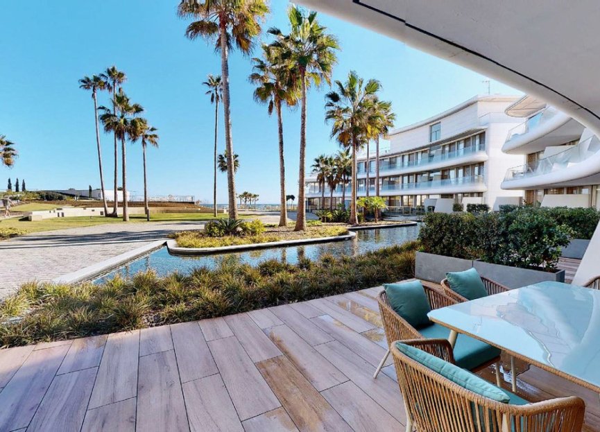 Resale - Ground floor apartment - Estepona - Estepona Centro