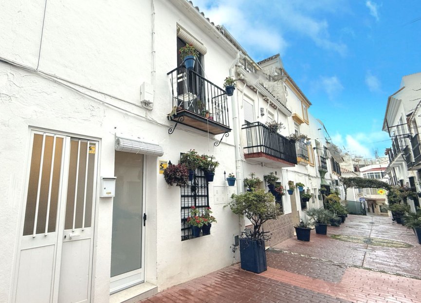 Resale - Ground floor apartment - Estepona - Estepona Centro