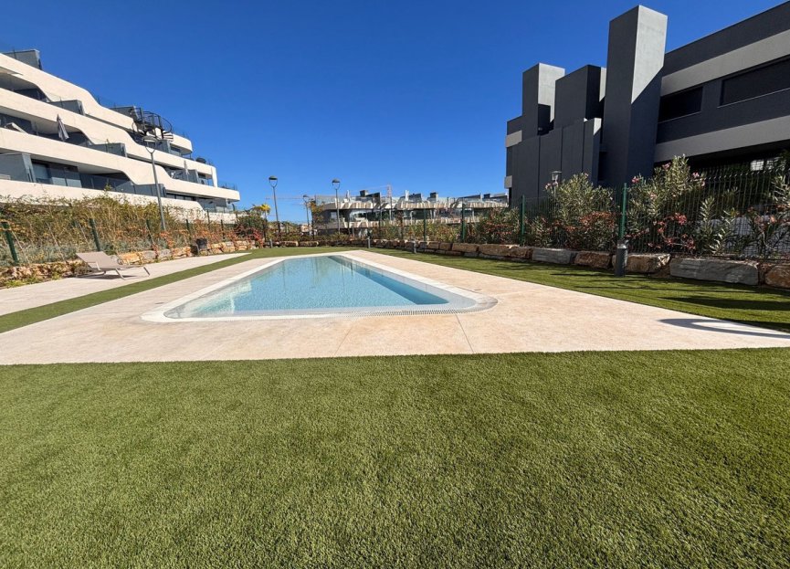 Resale - Ground floor apartment - Estepona - Estepona Centro