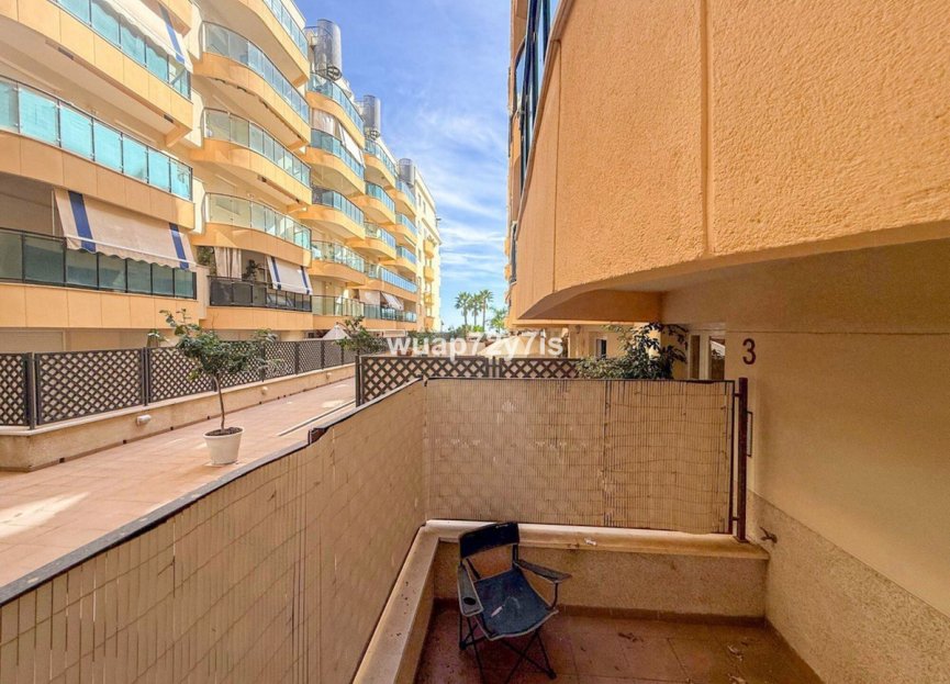 Resale - Ground floor apartment - Estepona - Estepona Centro