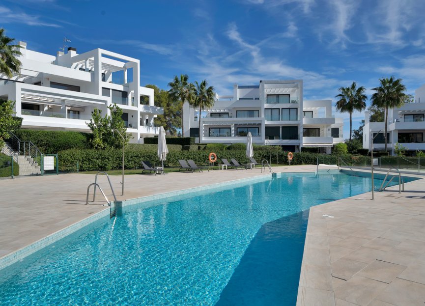 Resale - Ground floor apartment - Estepona - Estepona Centro