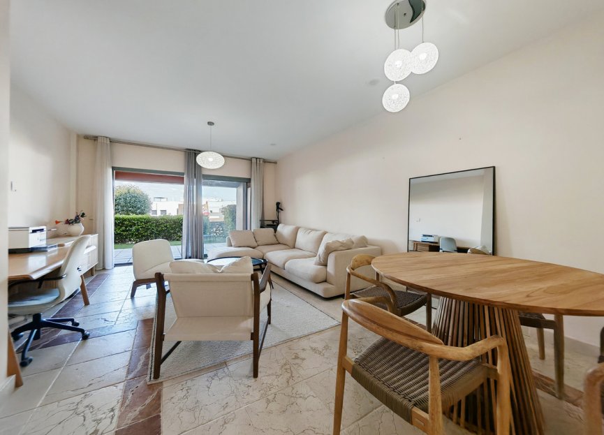 Resale - Ground floor apartment - Estepona - Estepona Centro