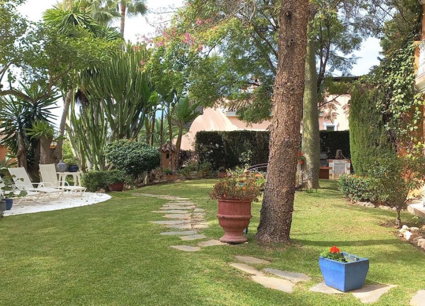 Resale - Ground floor apartment - Estepona - Estepona Centro