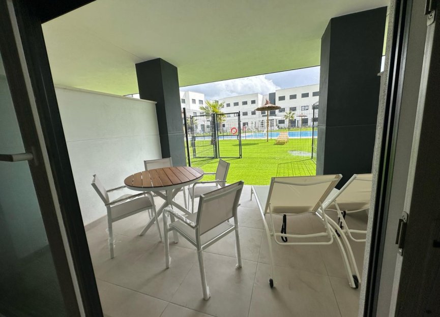 Resale - Ground floor apartment - Estepona - Estepona Centro