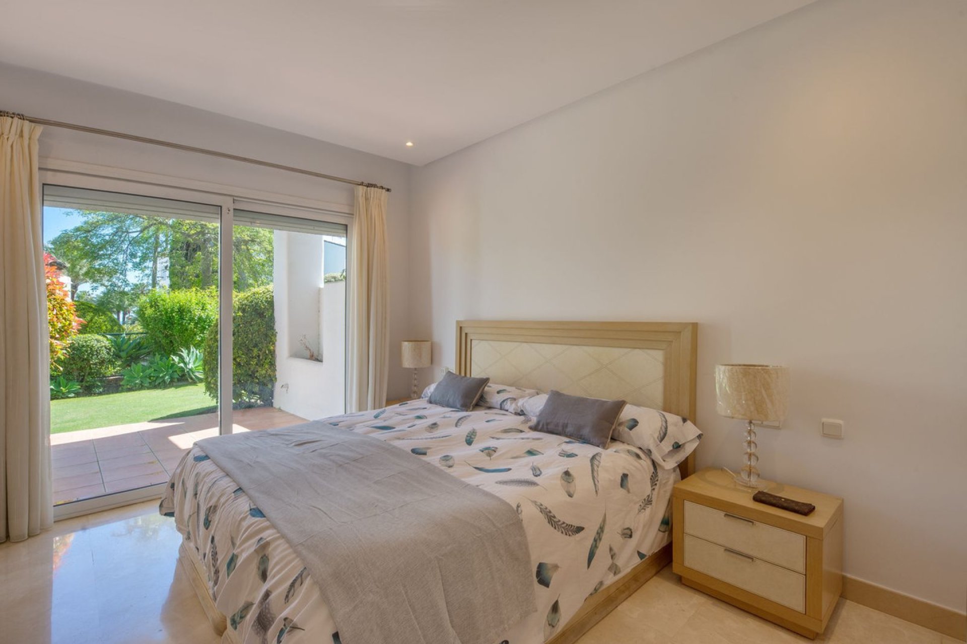 Resale - Ground floor apartment - Estepona - Estepona Centro