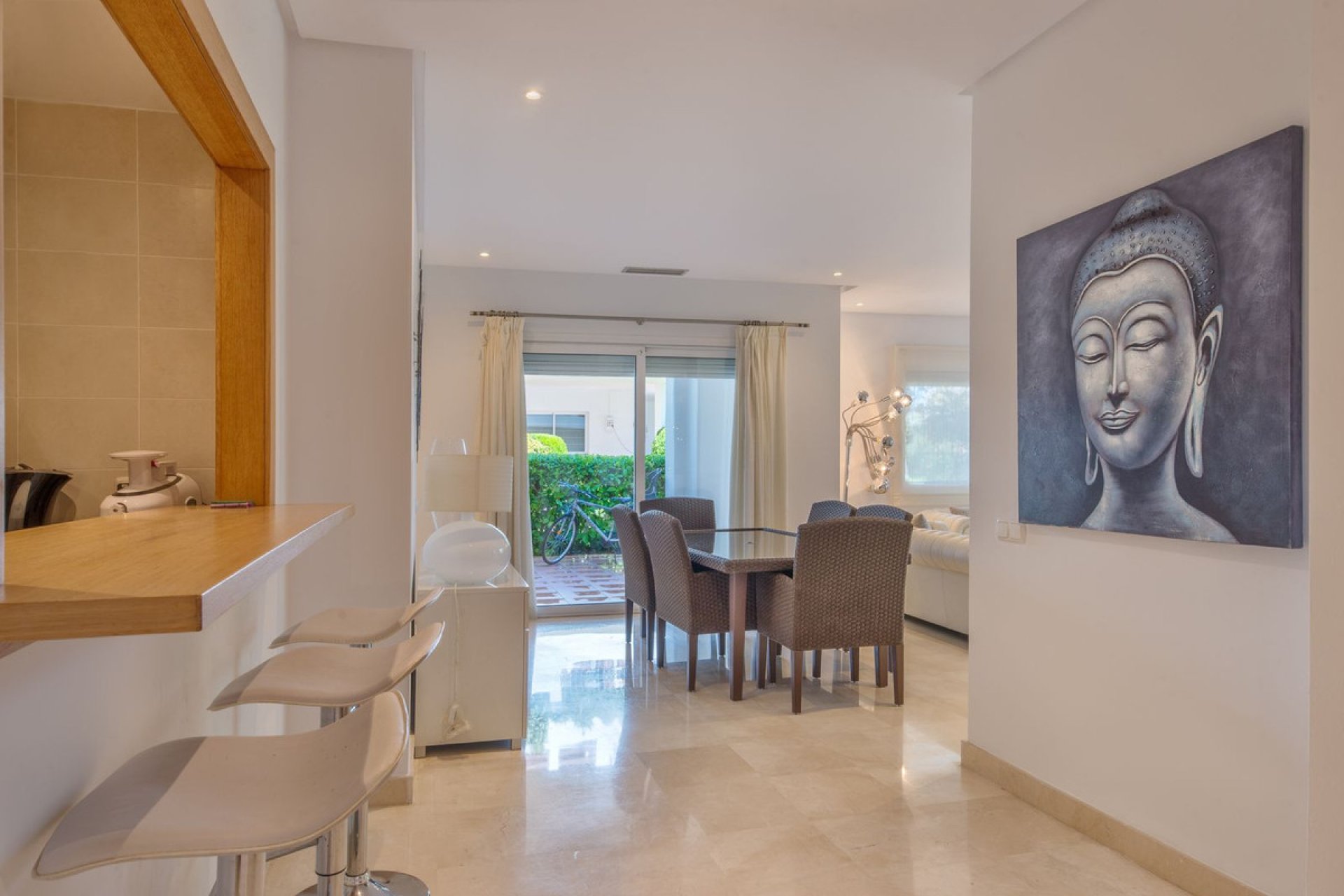 Resale - Ground floor apartment - Estepona - Estepona Centro