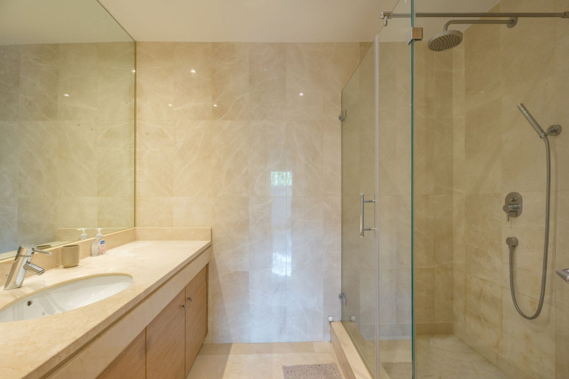 Resale - Ground floor apartment - Estepona - Estepona Centro