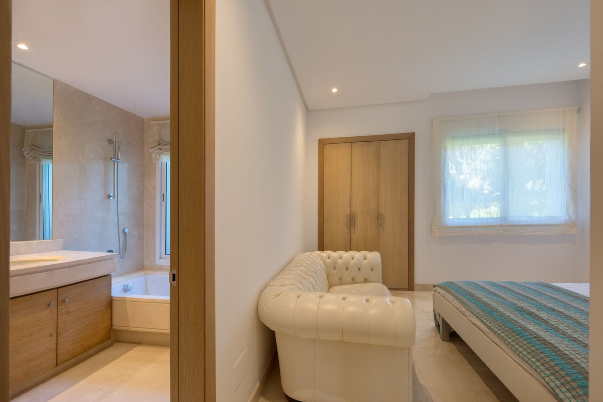 Resale - Ground floor apartment - Estepona - Estepona Centro