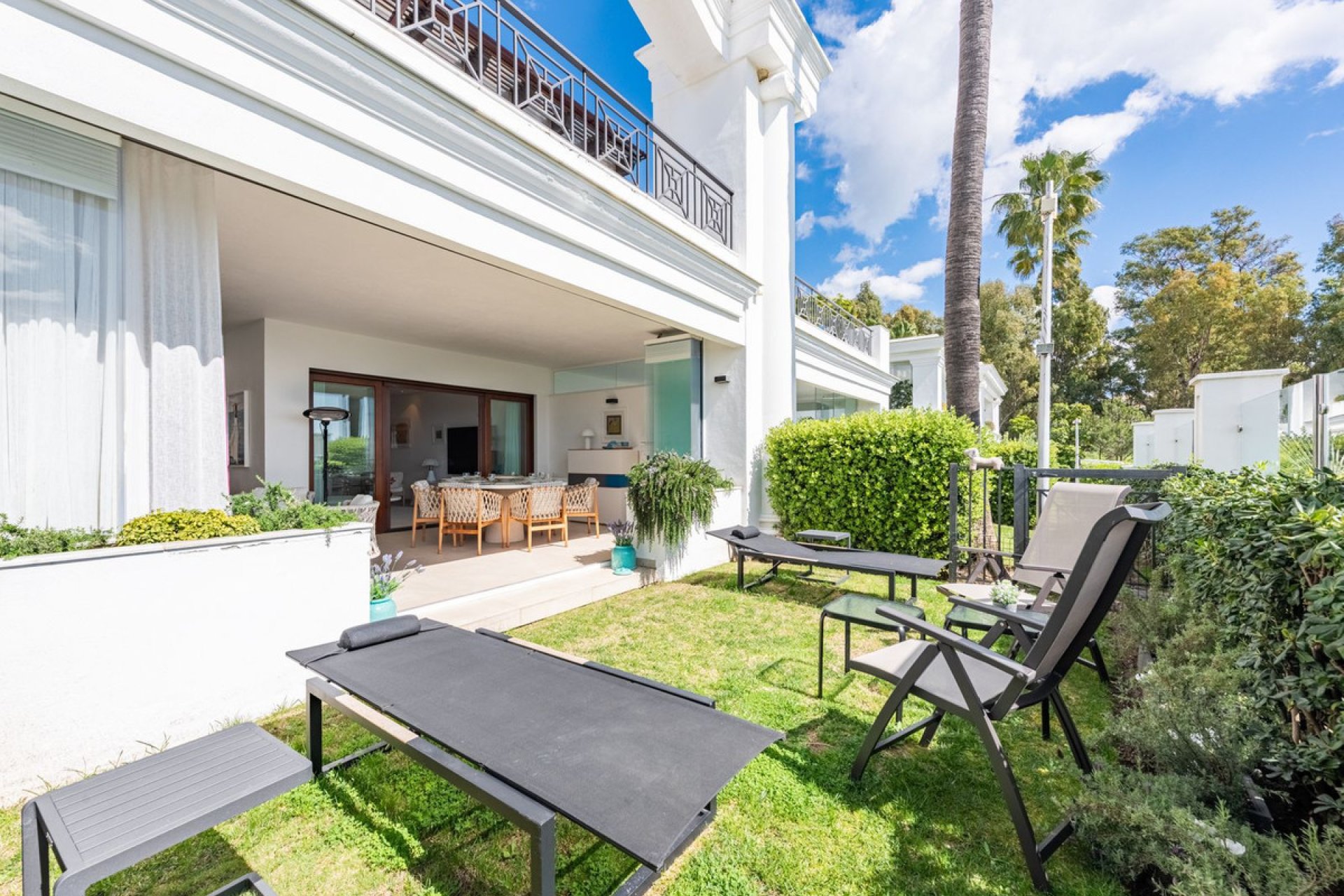 Resale - Ground floor apartment - Estepona - Estepona Centro