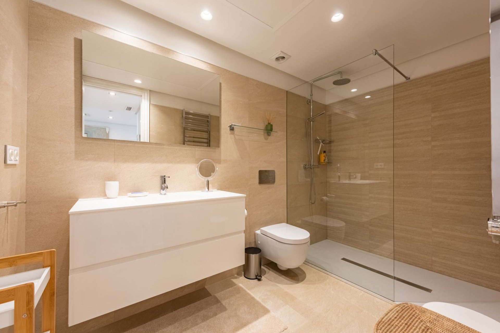 Resale - Ground floor apartment - Estepona - Estepona Centro