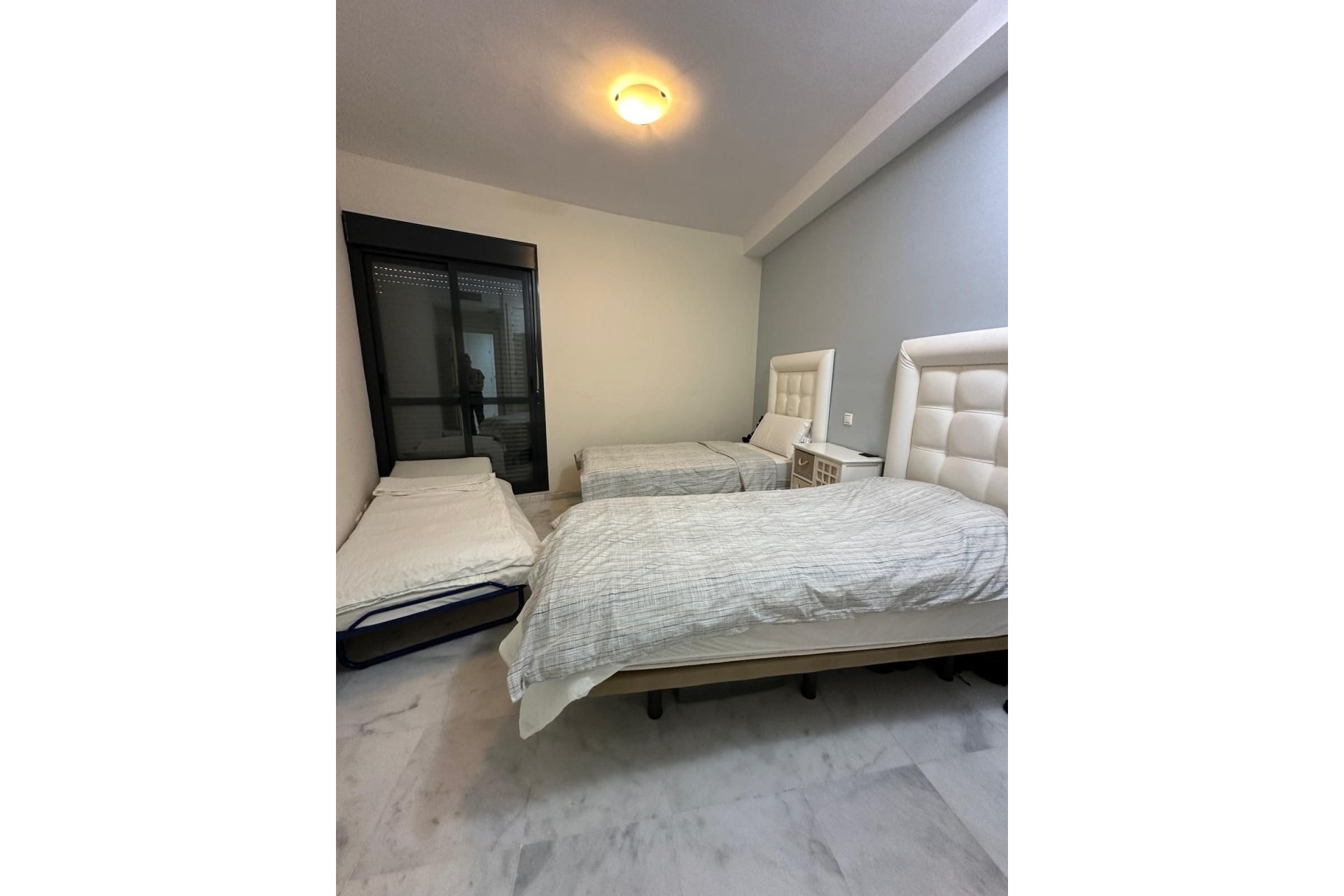 Resale - Ground floor apartment - Estepona - Estepona Centro