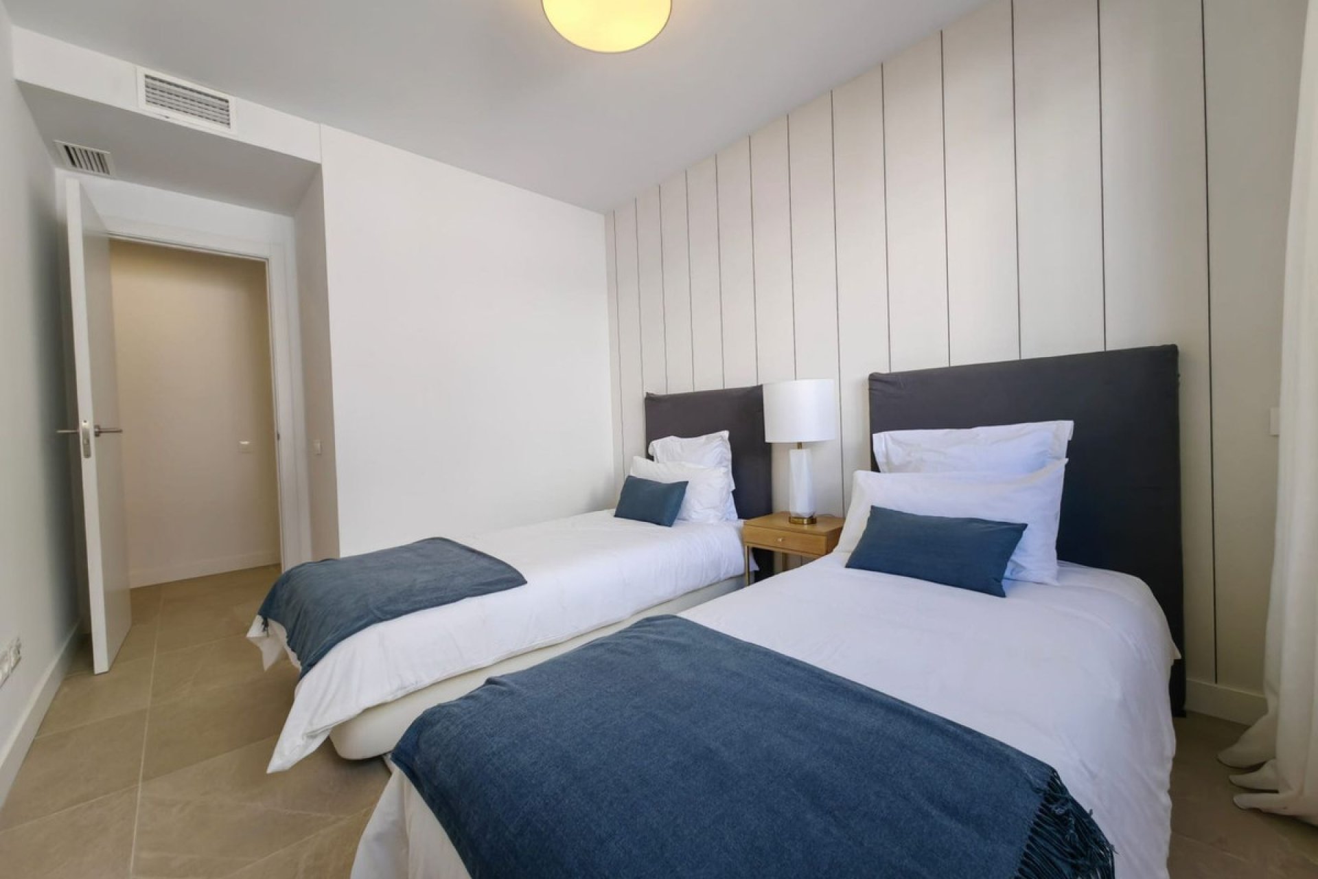 Resale - Ground floor apartment - Estepona - Estepona Centro