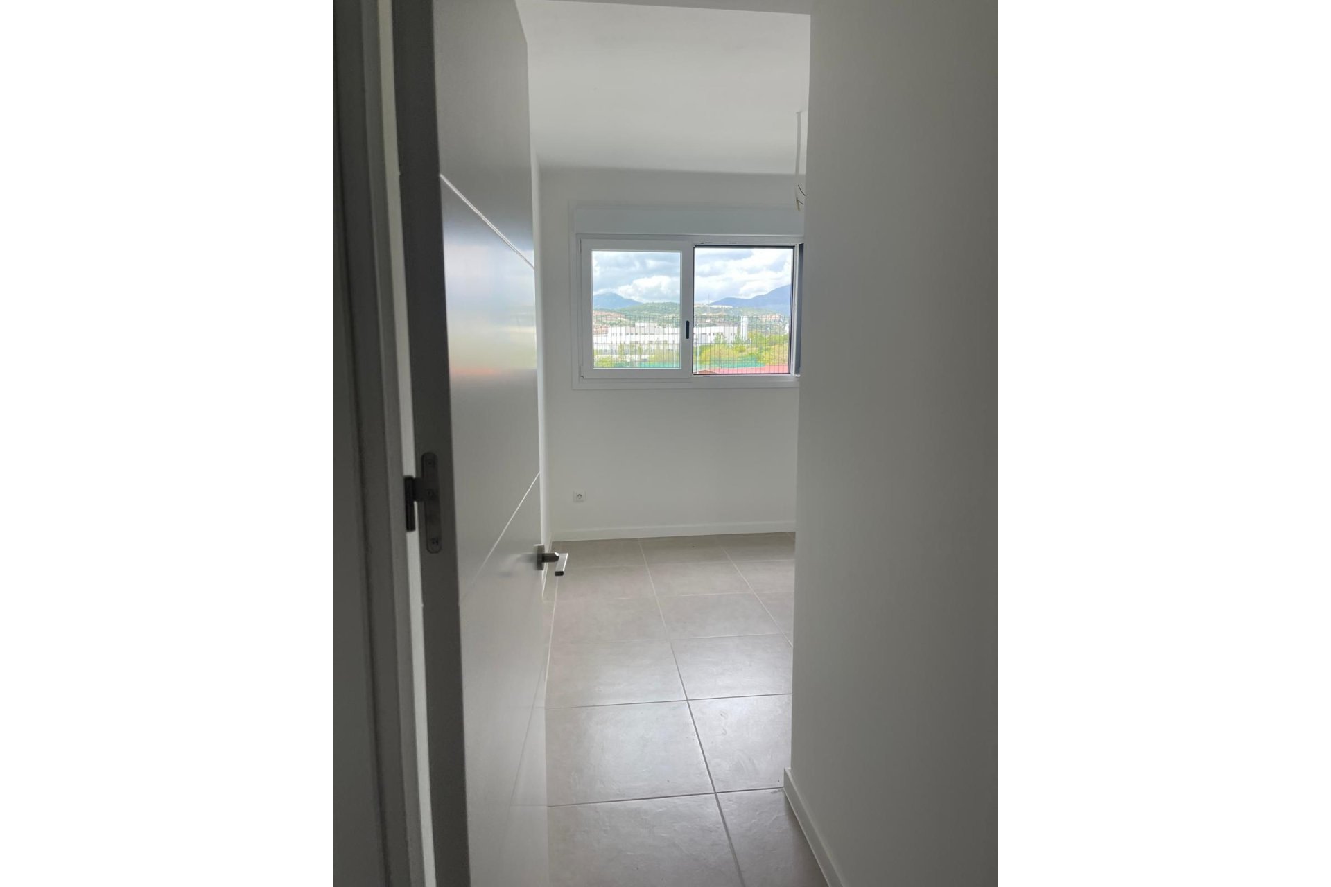 Resale - Ground floor apartment - Estepona - Estepona Centro