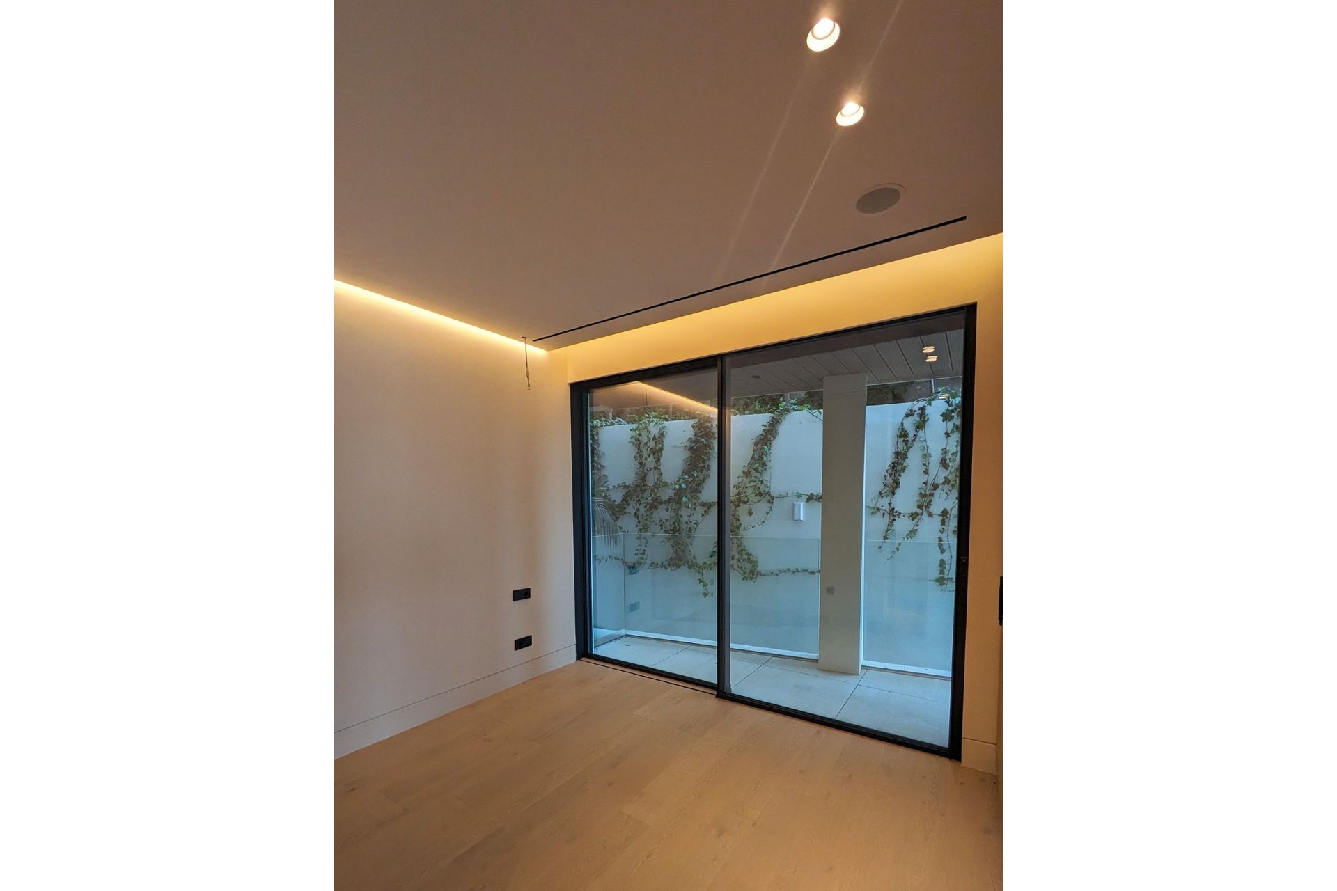 Resale - Ground floor apartment - Estepona - Estepona Centro