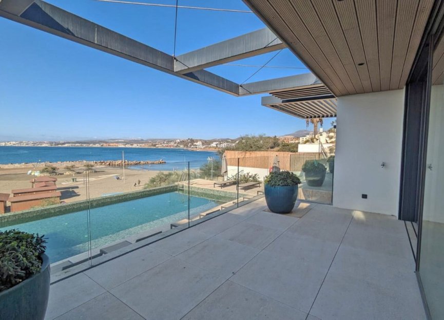 Resale - Ground floor apartment - Estepona - Estepona Centro