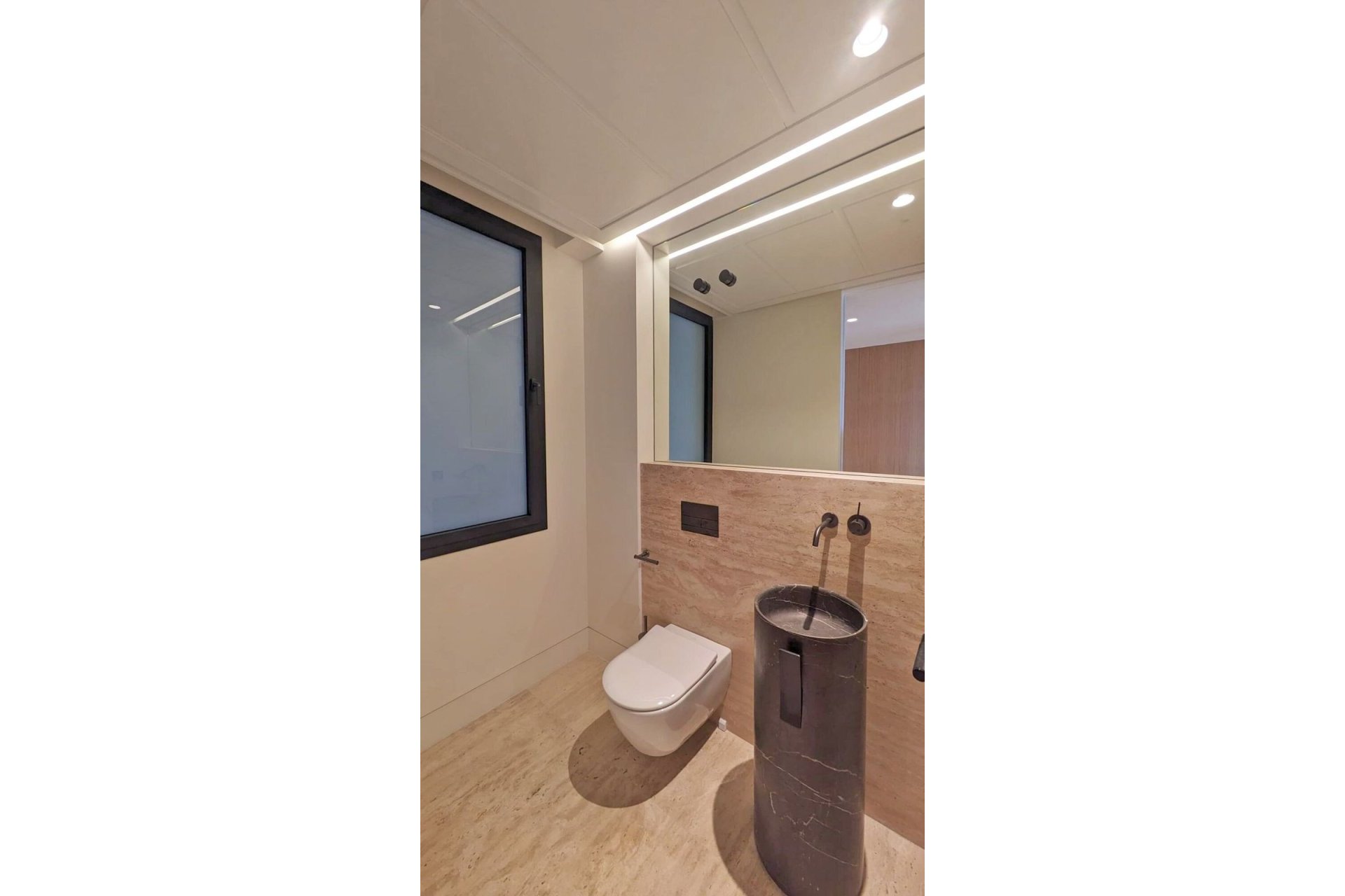 Resale - Ground floor apartment - Estepona - Estepona Centro