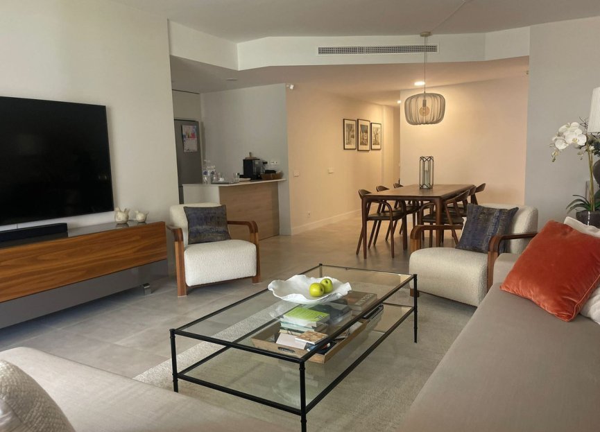 Resale - Ground floor apartment - Estepona - Estepona Centro