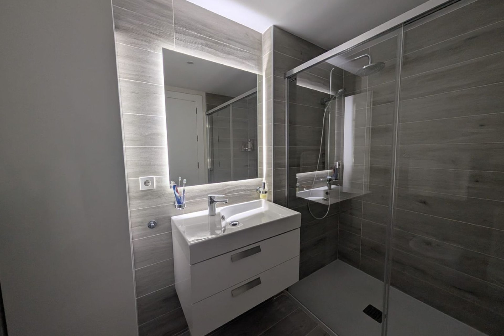 Resale - Ground floor apartment - Estepona - Estepona Centro