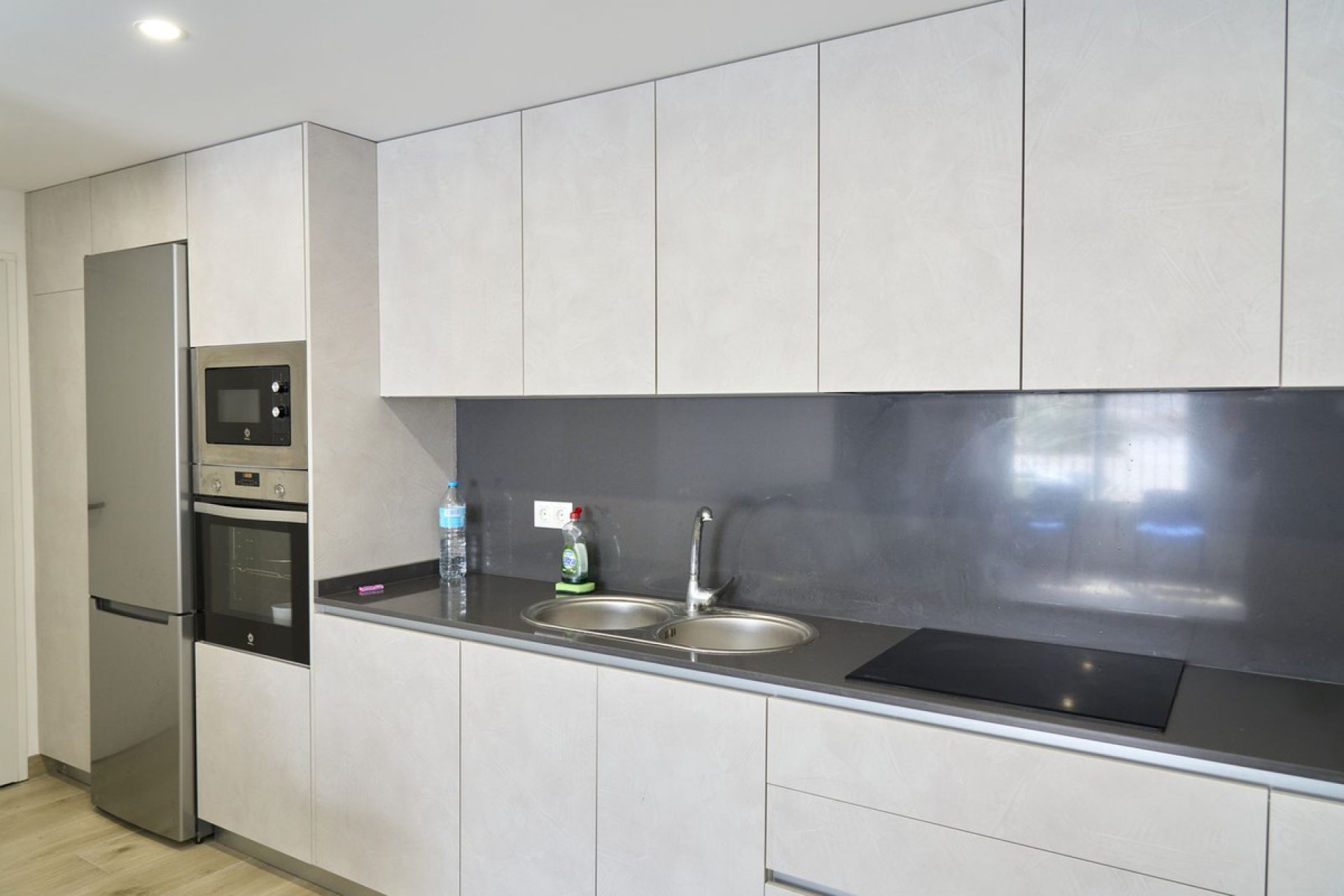 Resale - Ground floor apartment - Estepona - Estepona Centro