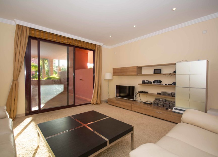 Resale - Ground floor apartment - Estepona - New Golden Mile