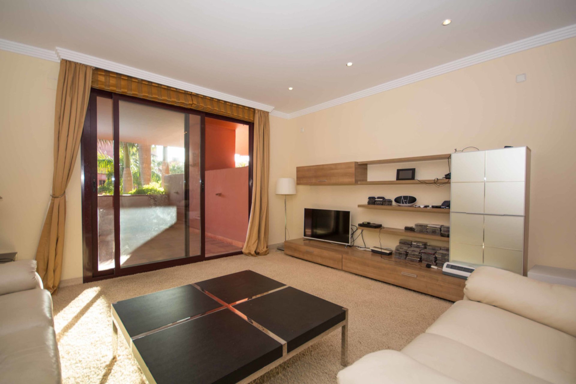 Resale - Ground floor apartment - Estepona - New Golden Mile