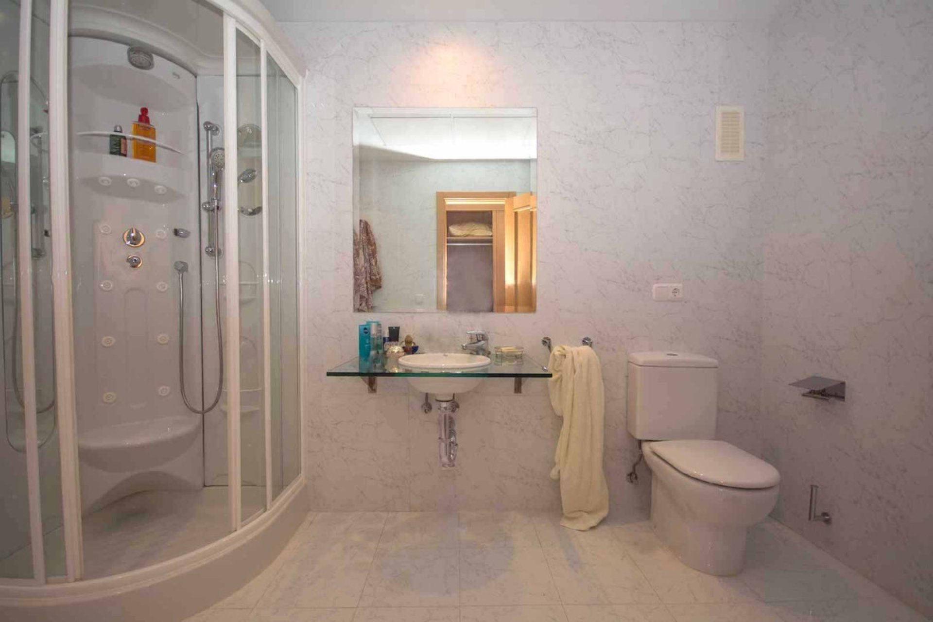 Resale - Ground floor apartment - Estepona - New Golden Mile