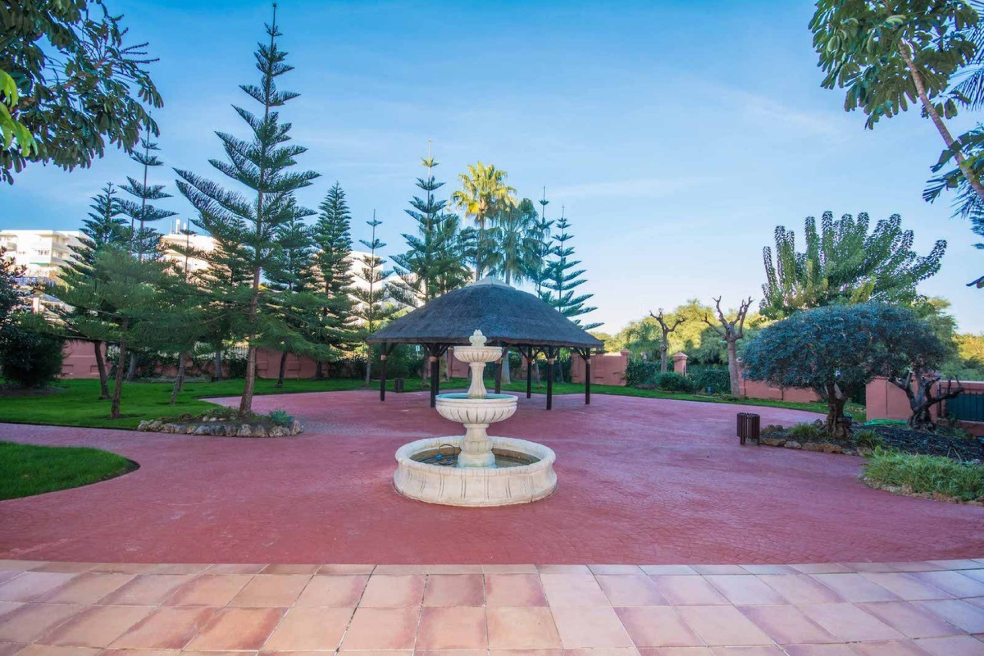 Resale - Ground floor apartment - Estepona - New Golden Mile