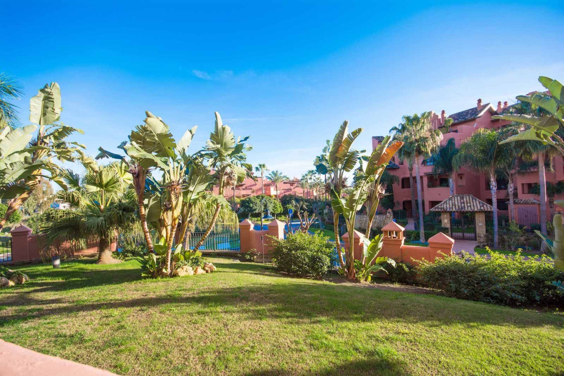 Resale - Ground floor apartment - Estepona - New Golden Mile