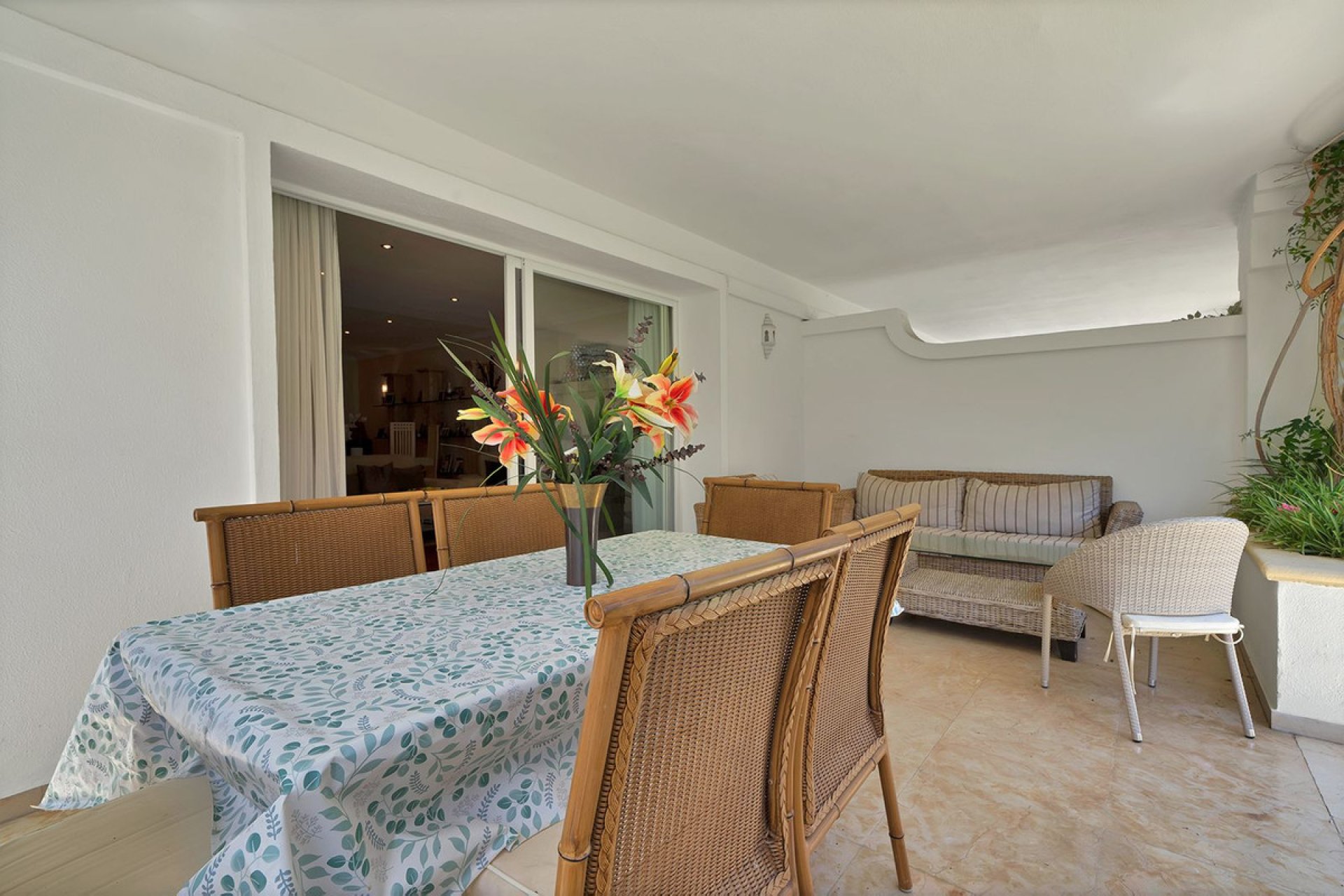 Resale - Ground floor apartment - Estepona - New Golden Mile