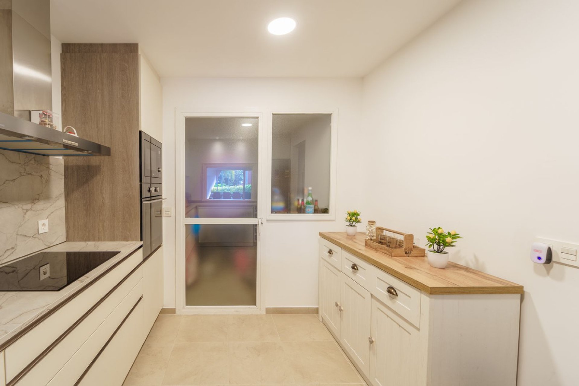 Resale - Ground floor apartment - Estepona - New Golden Mile