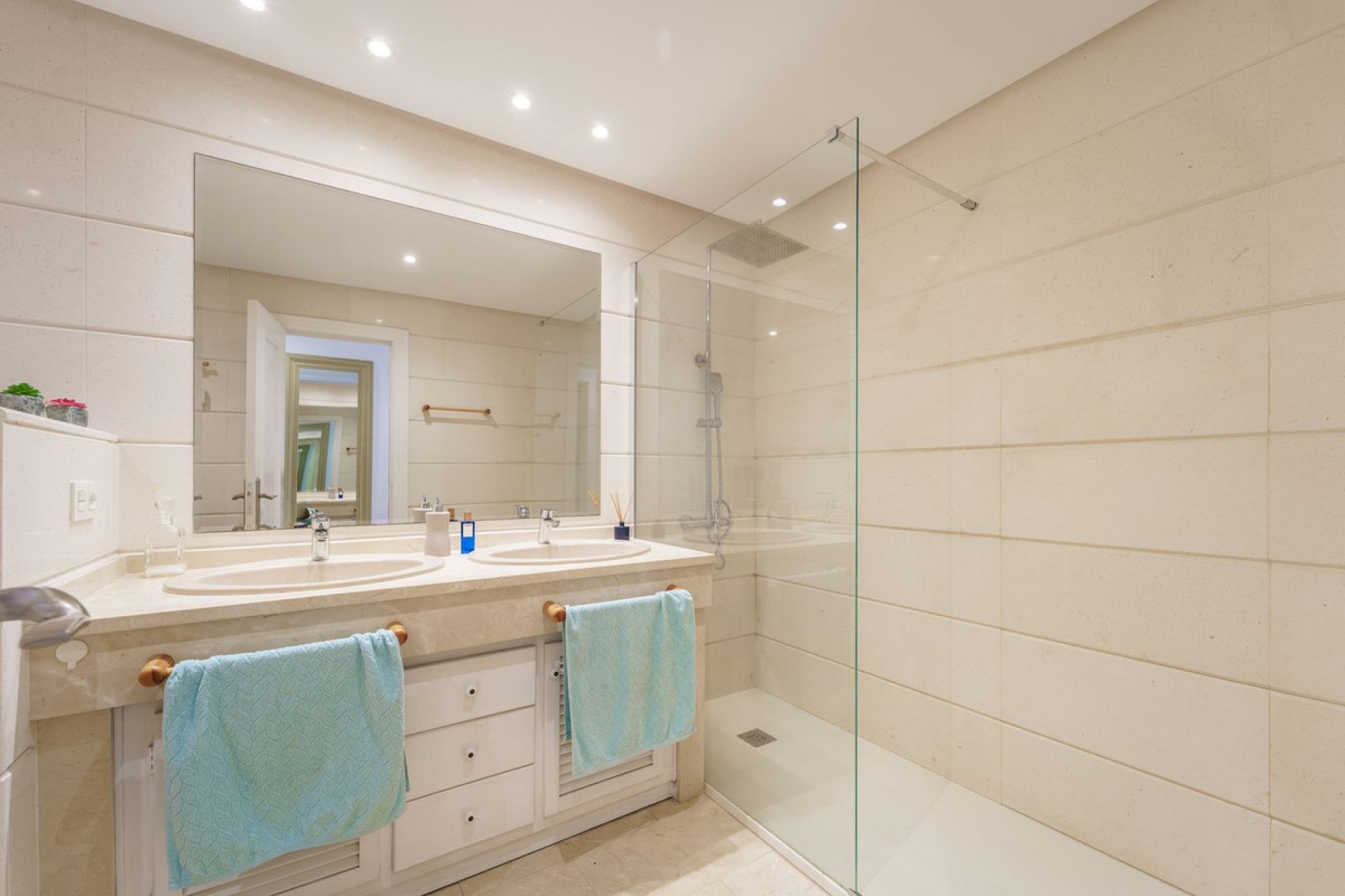 Resale - Ground floor apartment - Estepona - New Golden Mile