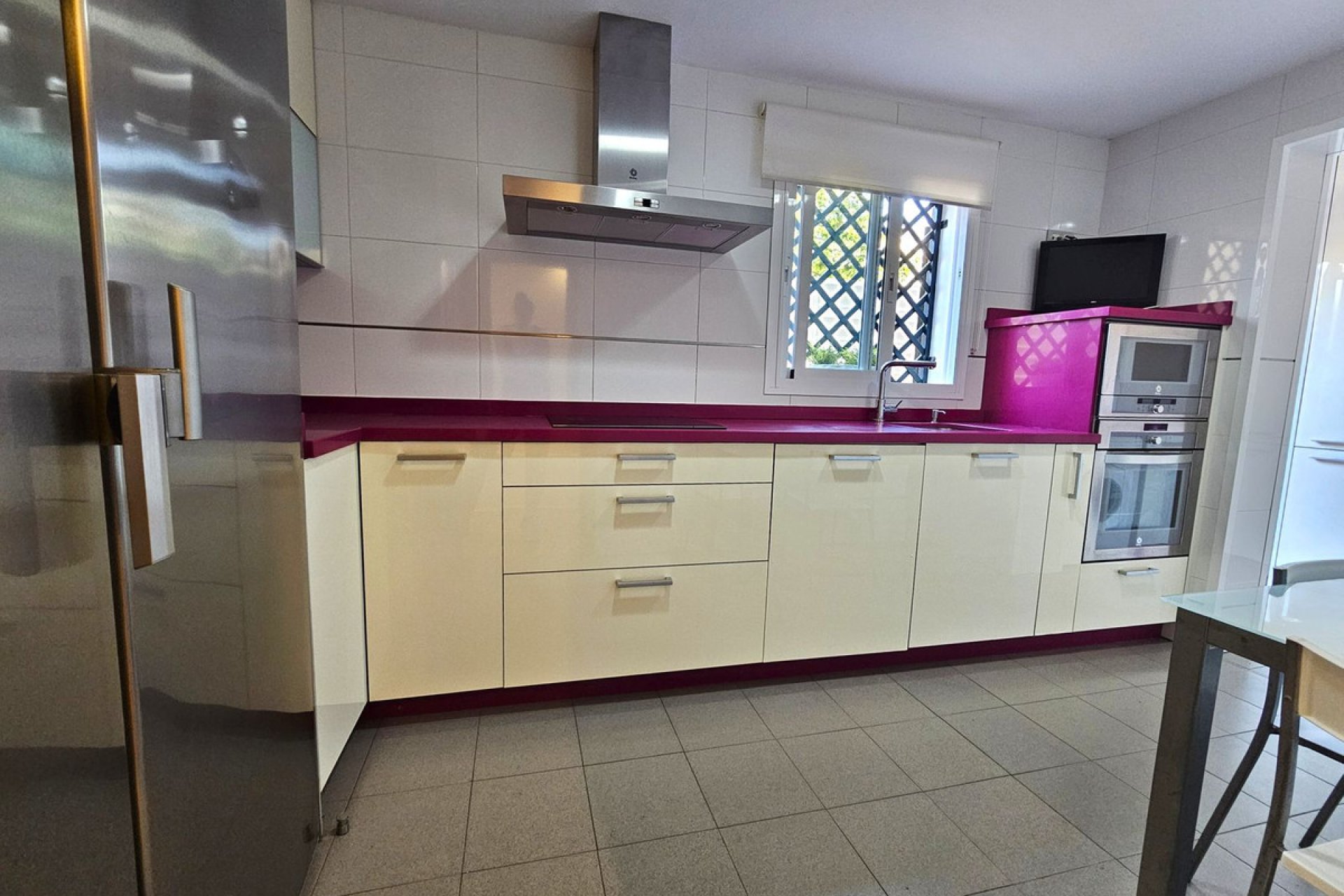 Resale - Ground floor apartment - Estepona - Selwo