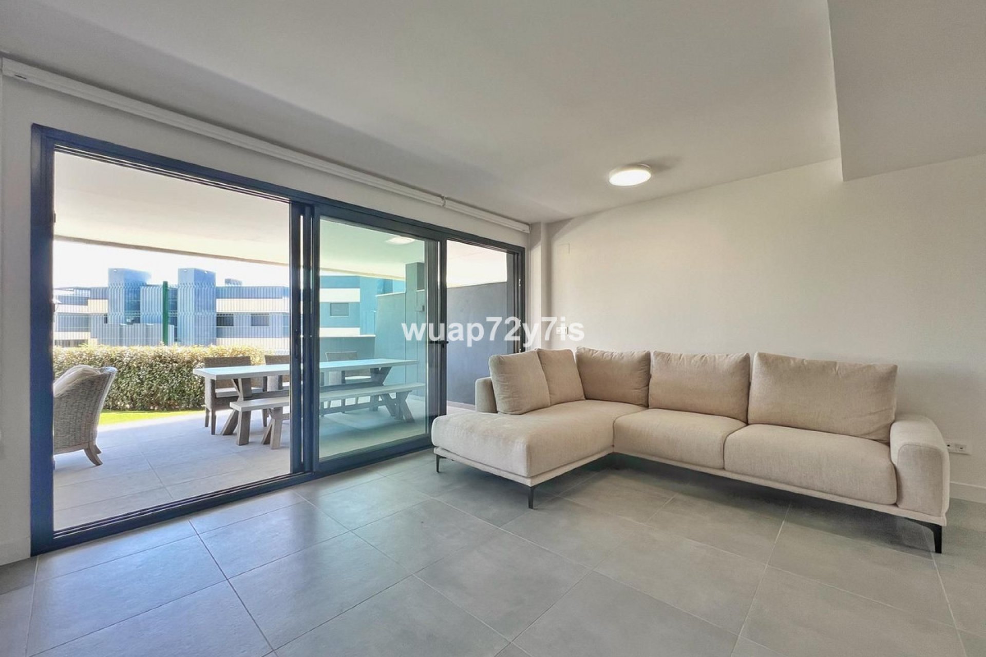 Resale - Ground floor apartment - Estepona - Selwo