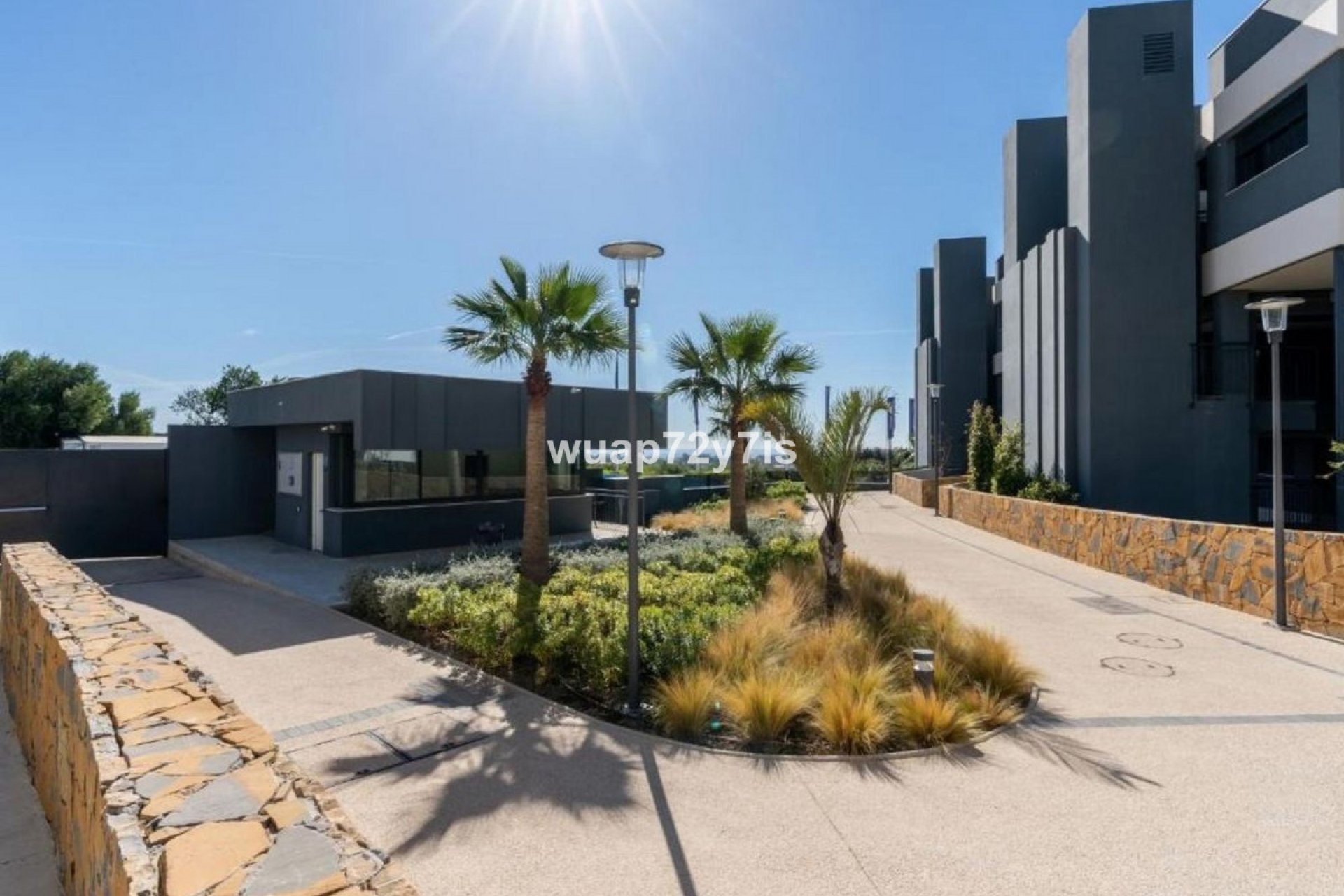 Resale - Ground floor apartment - Estepona - Selwo