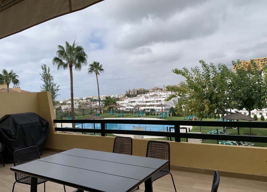 Resale - Ground floor apartment - Estepona - Selwo