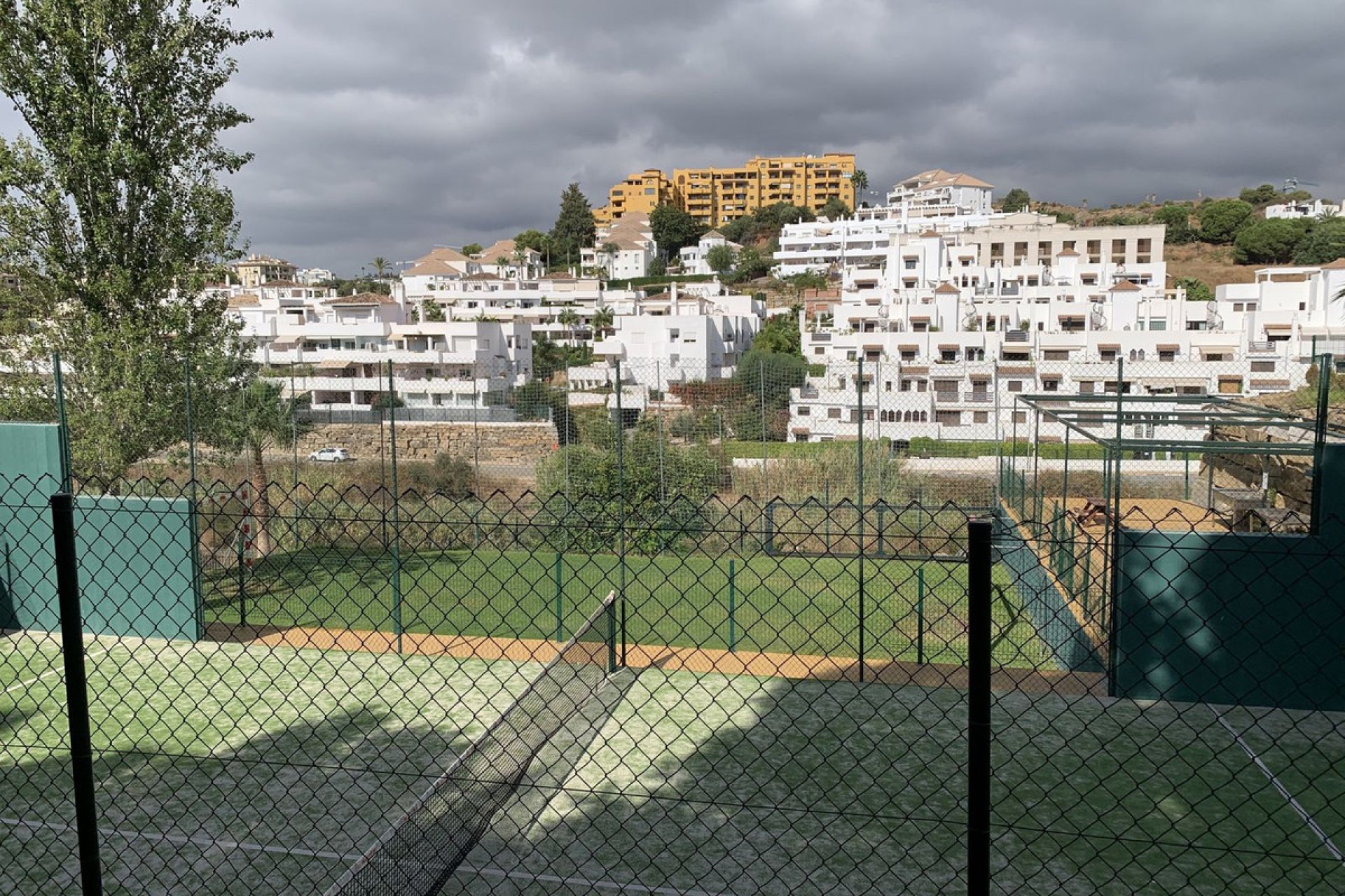 Resale - Ground floor apartment - Estepona - Selwo