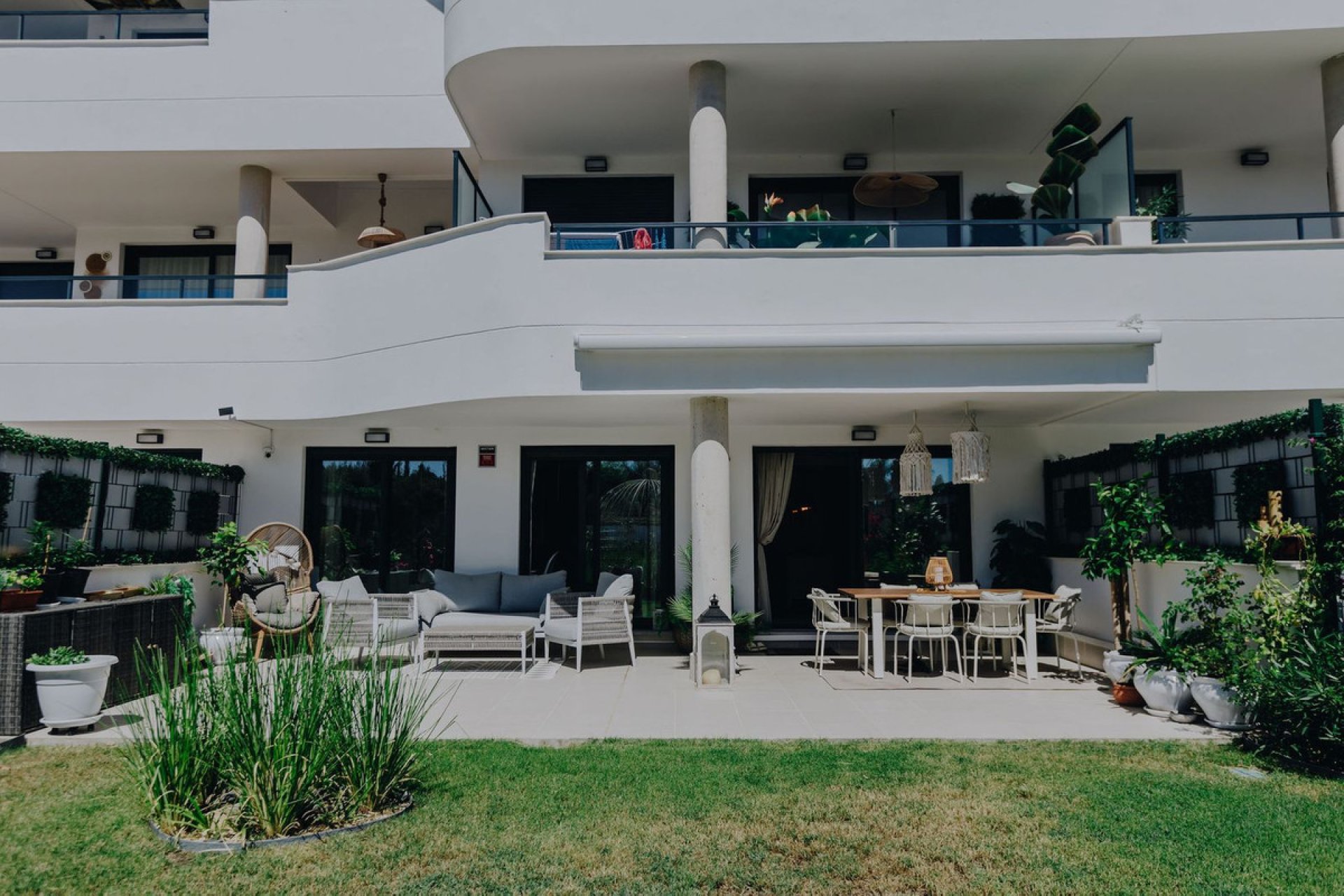 Resale - Ground floor apartment - Estepona - Selwo