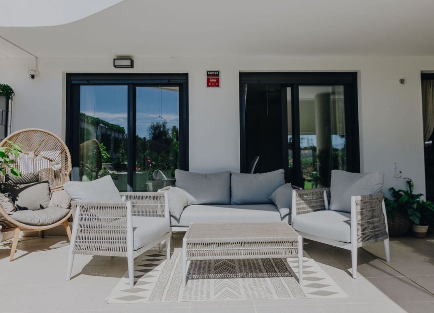 Resale - Ground floor apartment - Estepona - Selwo